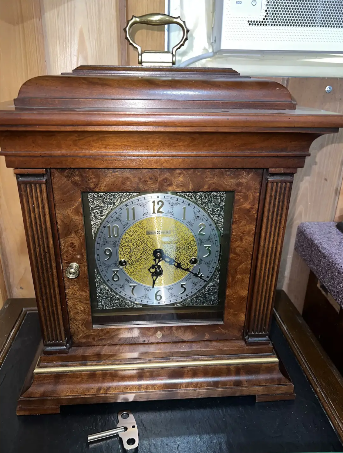 Howard Miller Bracket Clock