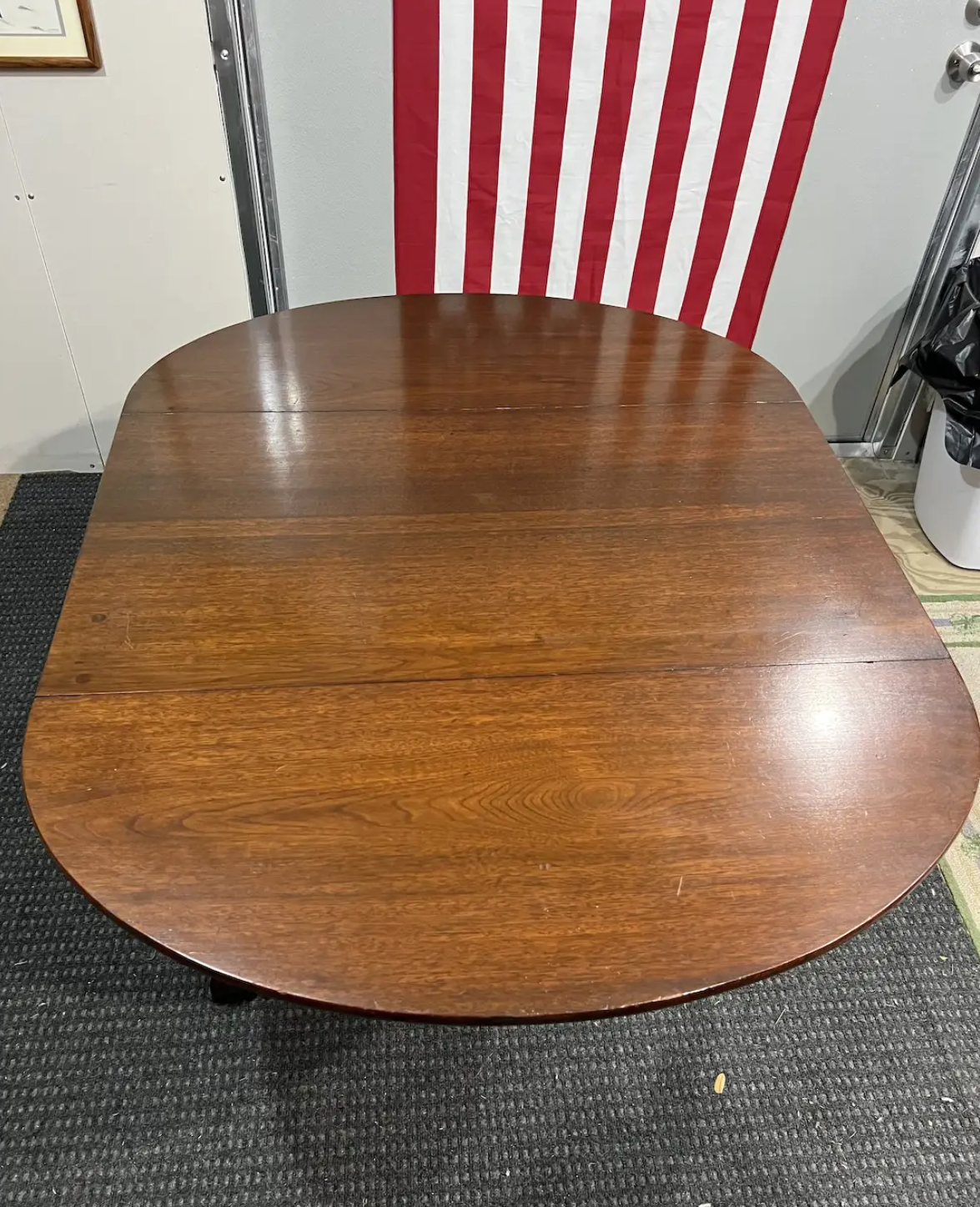 Chippendale-style Drop-Leaf Table