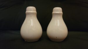 VINTAGE Swan Salt and Pepper Shakers