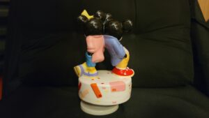 Vintage Musicbox / Mickey and Minnie